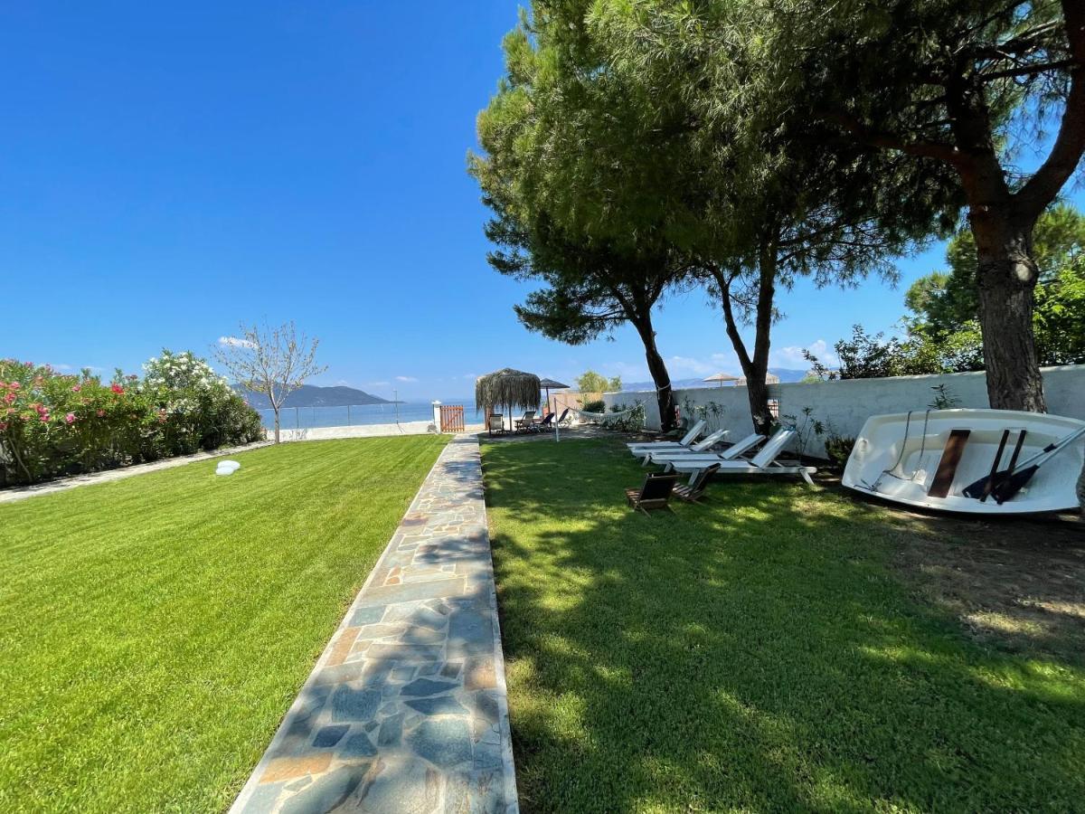 Pampas Seafront Villa, 6 Bedrooms, North Evvoia Kanatádhika Esterno foto