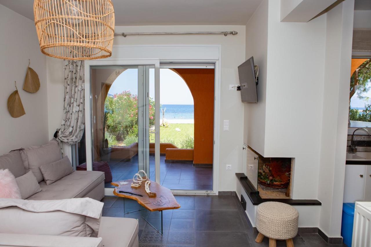 Pampas Seafront Villa, 6 Bedrooms, North Evvoia Kanatádhika Esterno foto